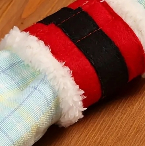 4pcs Christmas Buckle Santa Belt Festive Napkin Holders. NEW NWT. - Picture 4 of 11